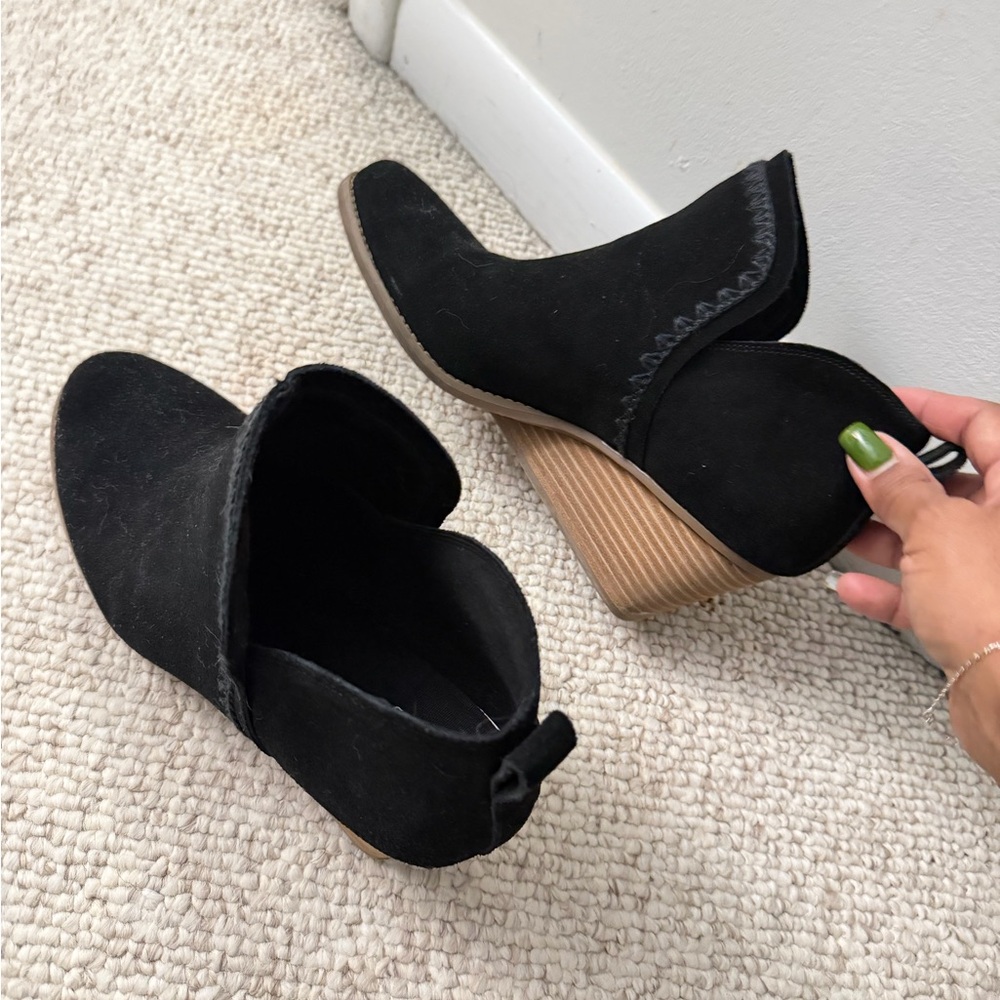 Tom’s Black Suede Ankle Booties with Wood Wedge Heel - Picture 5 of 6